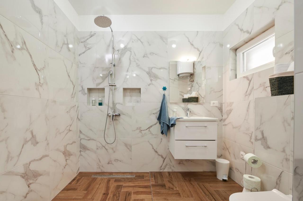 New 4* Apartman Zoa In Traù Esterno foto