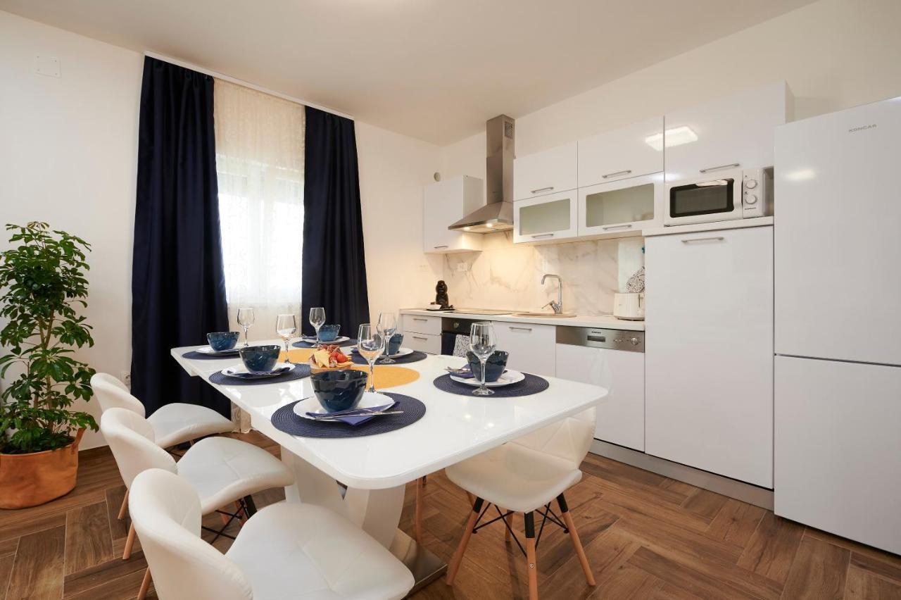 New 4* Apartman Zoa In Traù Esterno foto